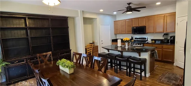 $545,000 | 15723 Parkhouse Drive, Unit 59, Fontana, CA 92336