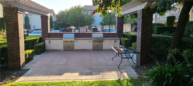 $545,000 | 15723 Parkhouse Drive, Unit 59, Fontana, CA 92336