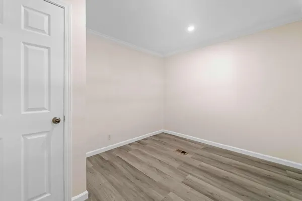 a room with a bench