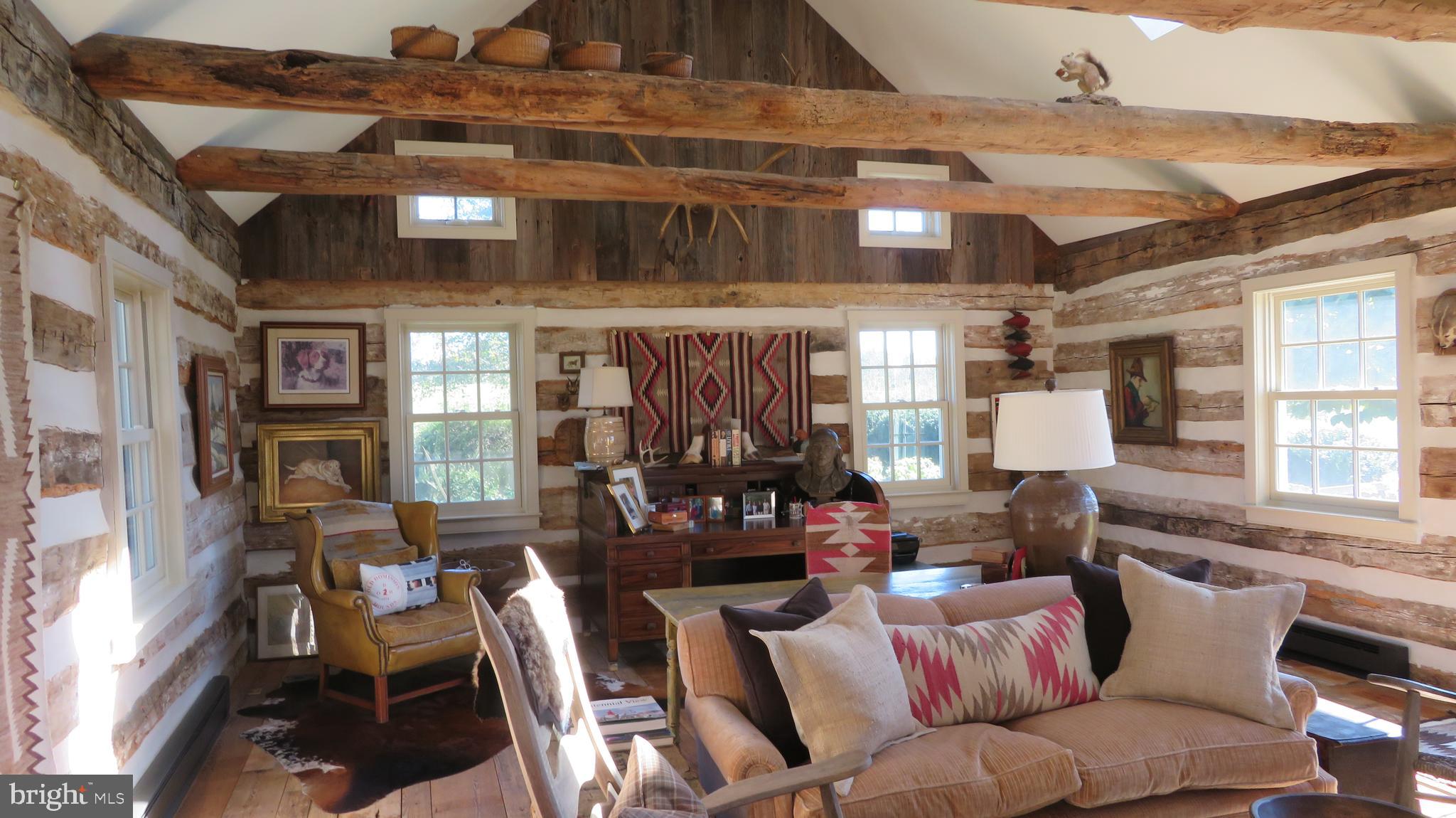 5790 Leeds Manor Road Hume, VA 22639 - Photo 45 of 61 Log Cabin interior