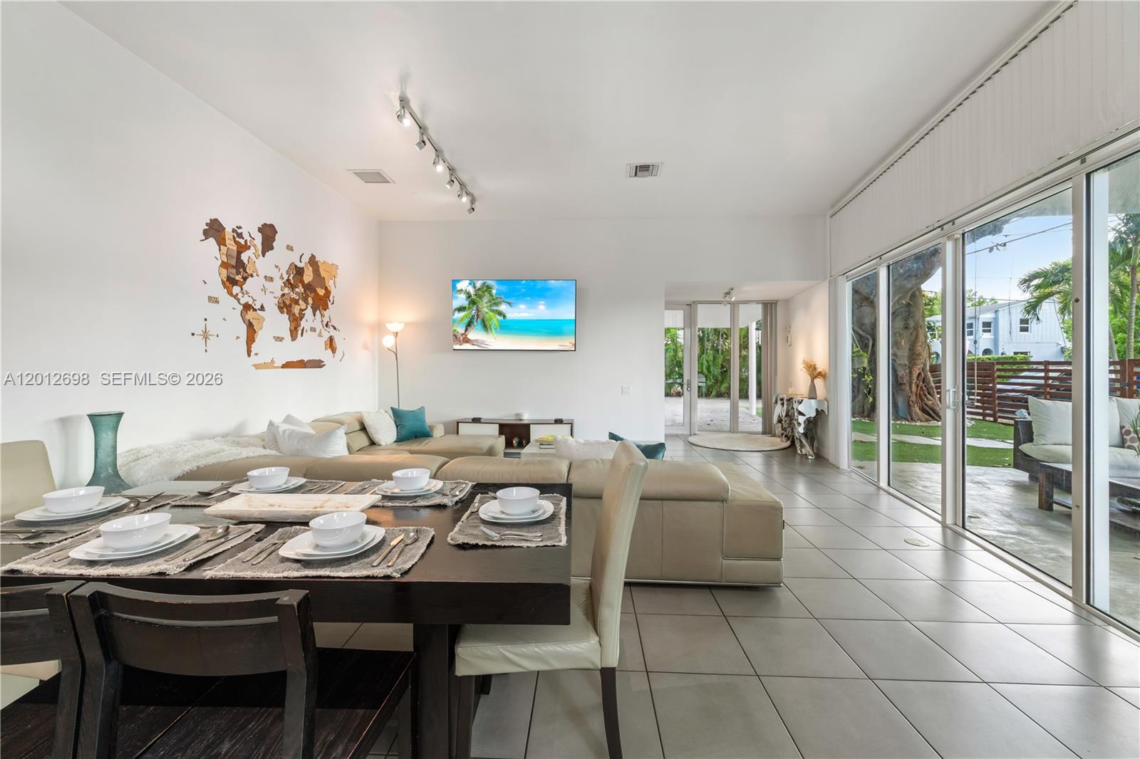 1898 Southwest 17th Street Miami, FL 33145 - Photo 13 of 66