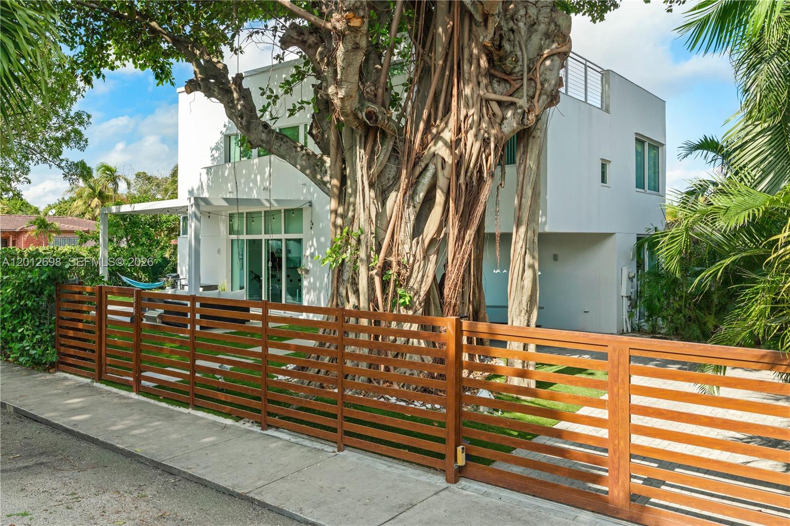 1898 Southwest 17th Street Miami, FL 33145 - Photo 60 of 66