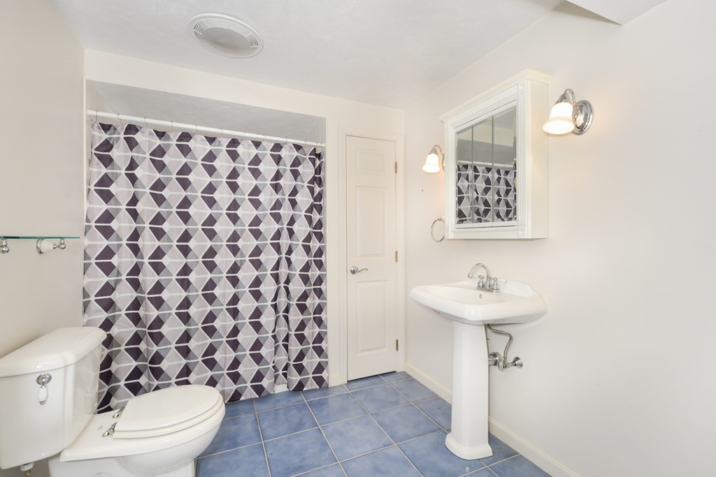 15 Meadowsweet Road Shrewsbury, MA 01545 - Photo 32 of 34 Gallery Image 32