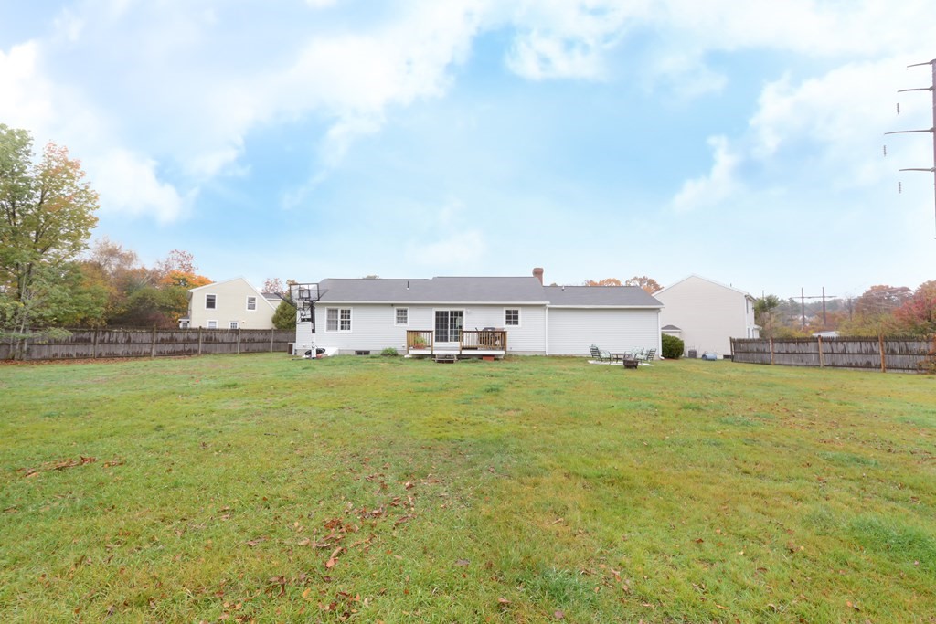 15 Meadowsweet Road Shrewsbury, MA 01545 - Photo 7 of 34 Gallery Image 7