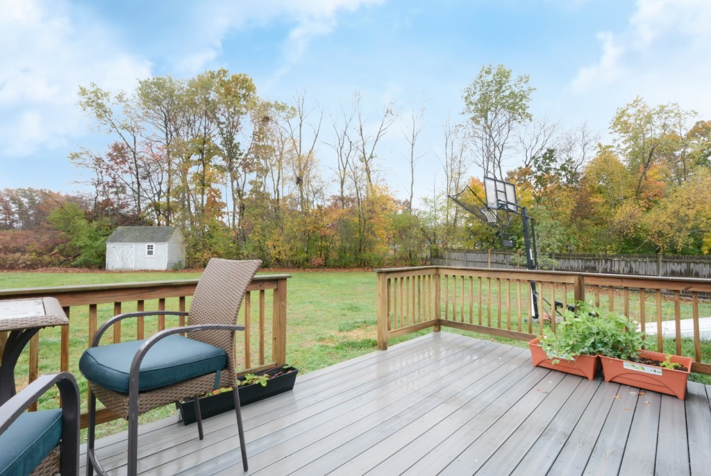 15 Meadowsweet Road Shrewsbury, MA 01545 - Photo 8 of 34 Gallery Image 8