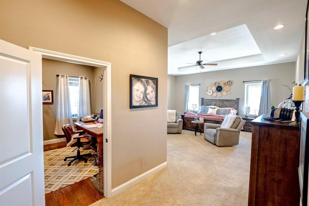 290 Barton Road Maypearl, TX 76064 - Photo 9 of 34 a living room with furniture and a couch