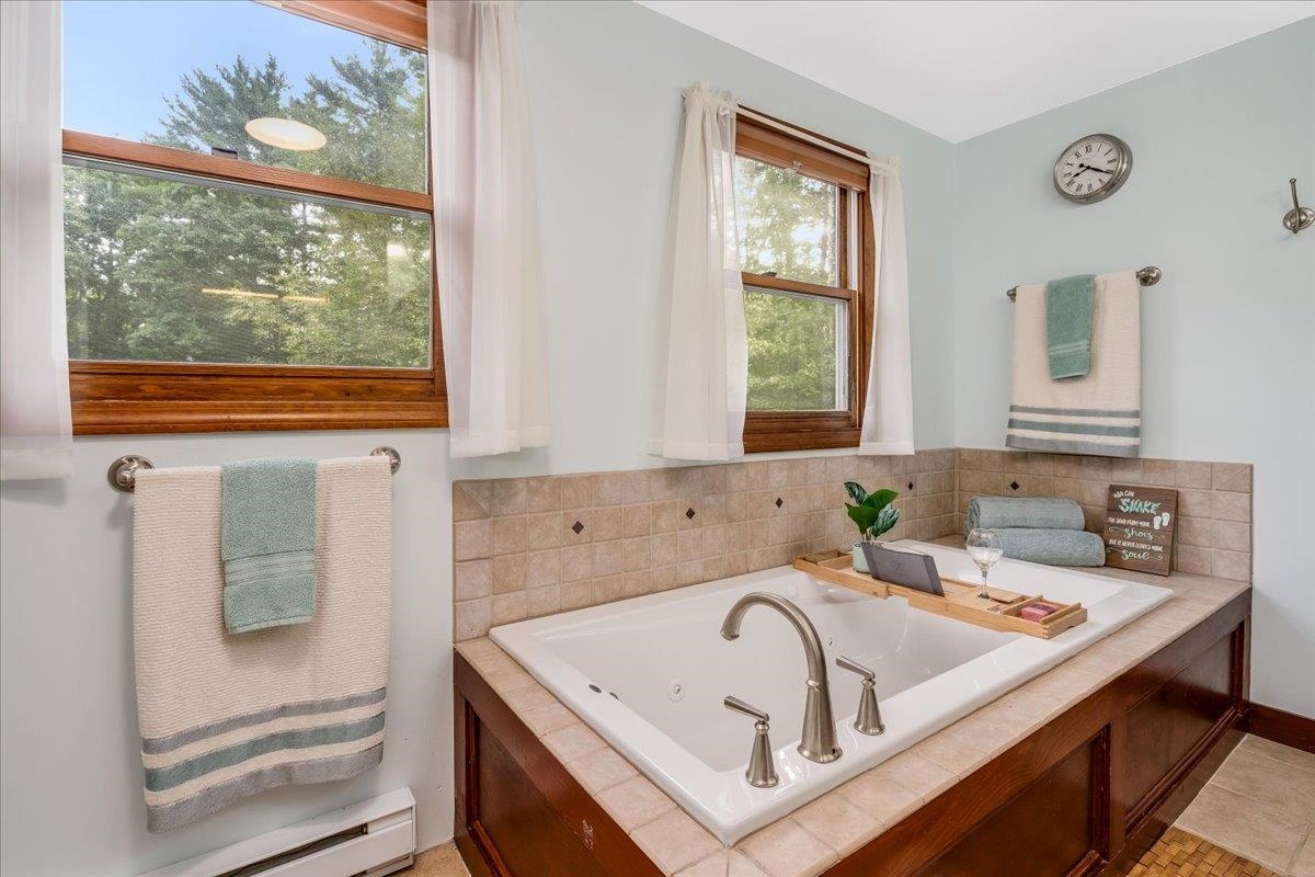 75 Lawrence Road Merrimack, NH 03054 - Photo 12 of 48