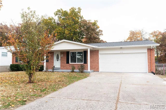 $329,000 | 210 San Jose Court, O'Fallon, MO 63366