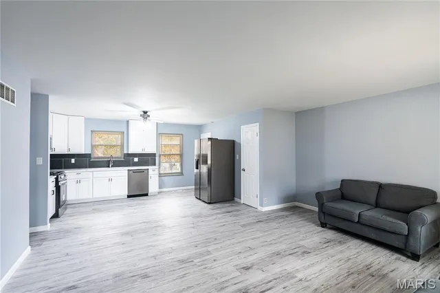 $329,000 | 210 San Jose Court, O'Fallon, MO 63366