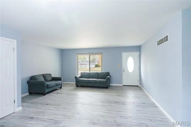 $329,000 | 210 San Jose Court, O'Fallon, MO 63366