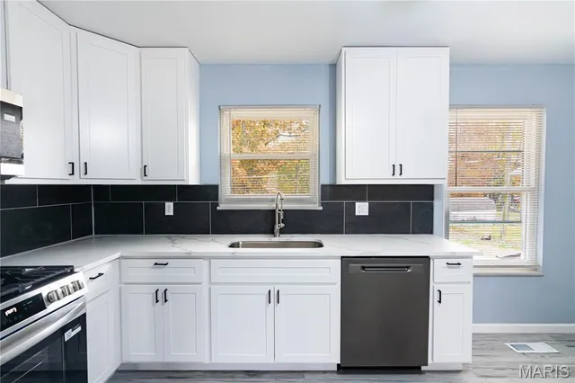 $329,000 | 210 San Jose Court, O'Fallon, MO 63366