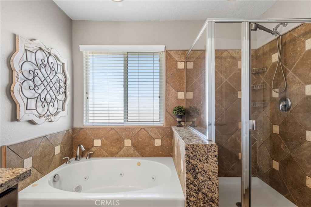 11385 Trinity Road Oak Hills, CA 92344 - Photo 21 of 38