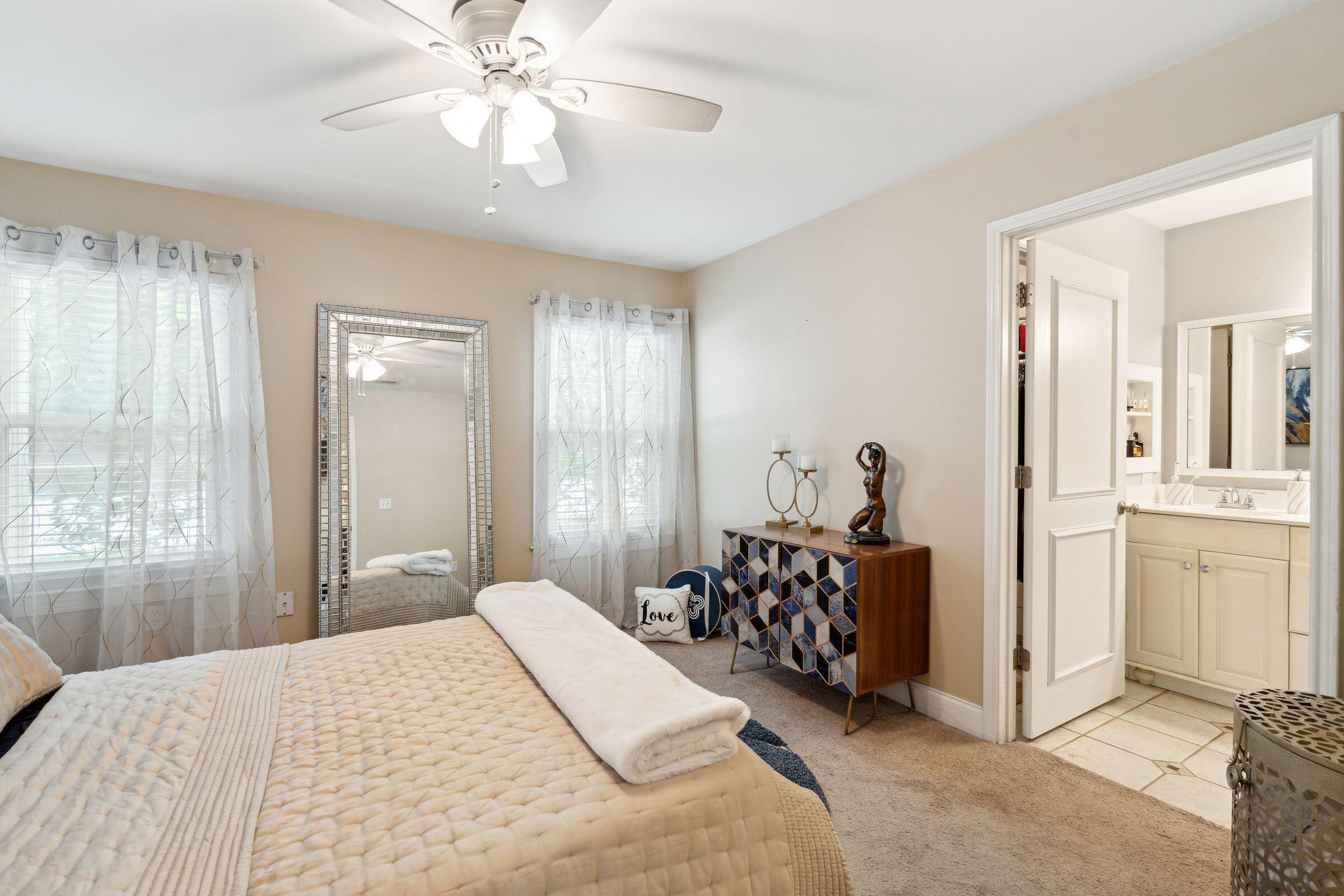 2011 North Highway 17, Unit 2300A Mount Pleasant, SC 29466 - Photo 14 of 31 2011NHighway17Unit2300A-KeenEyeMarketing