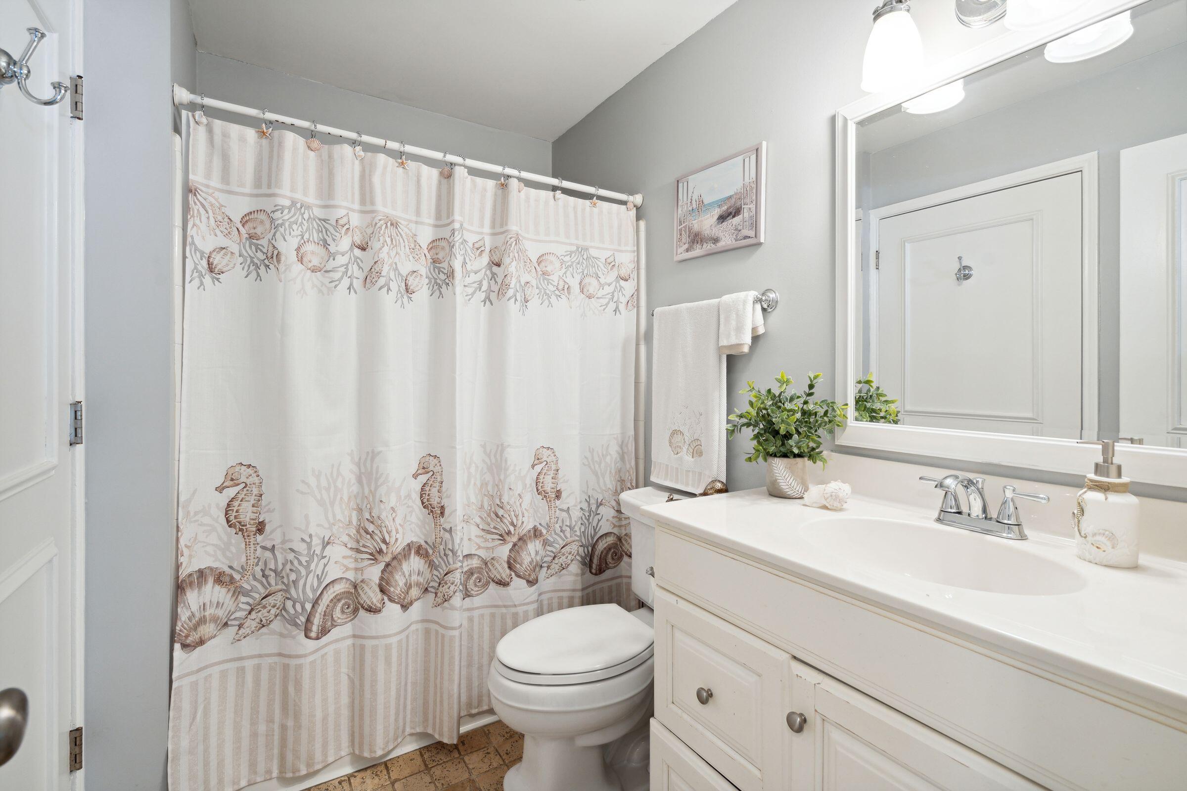 2011 North Highway 17, Unit 2300A Mount Pleasant, SC 29466 - Photo 22 of 31 2011NHighway17Unit2300A-KeenEyeMarketing