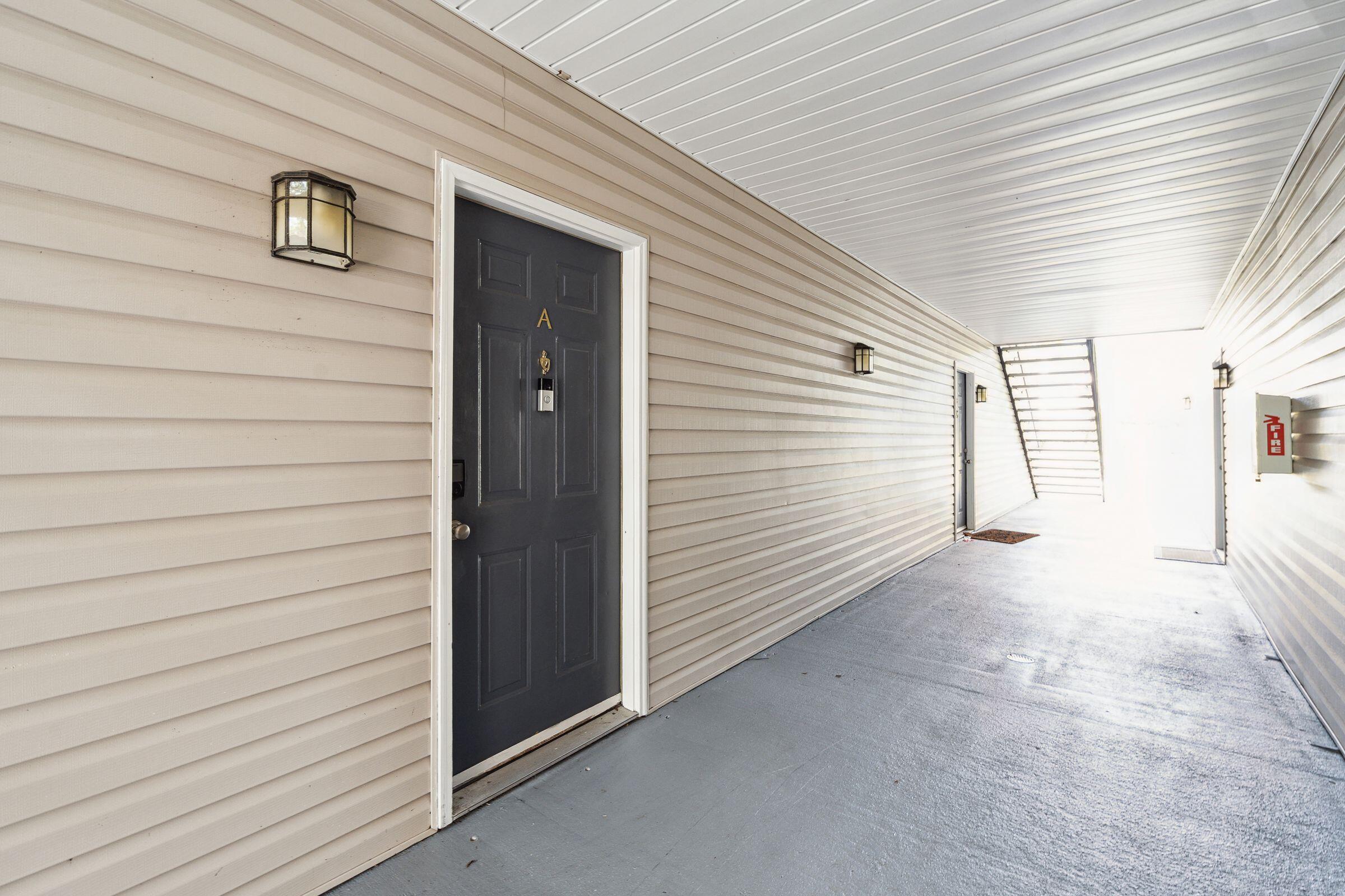 2011 North Highway 17, Unit 2300A Mount Pleasant, SC 29466 - Photo 27 of 31 2011NHighway17Unit2300A-KeenEyeMarketing