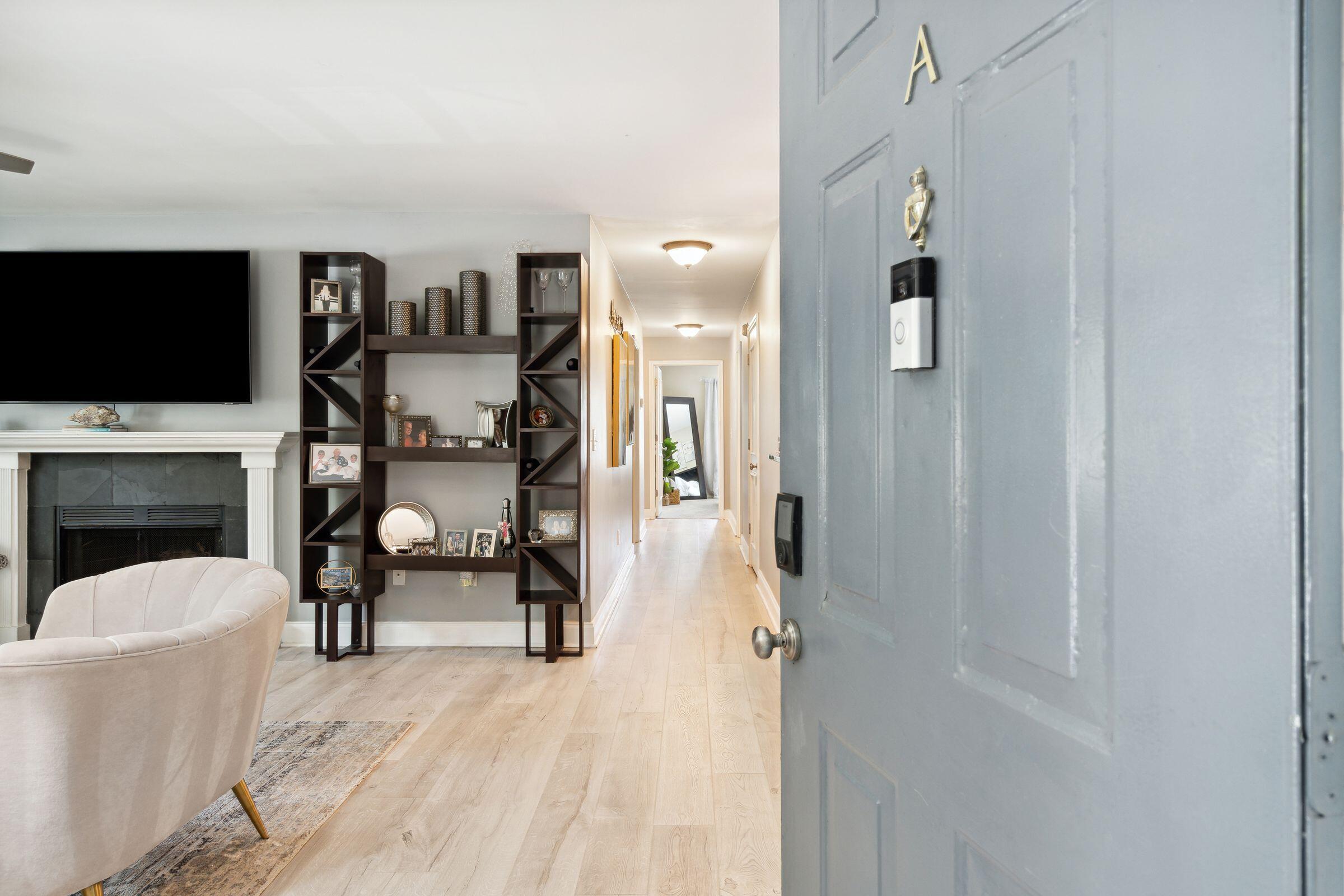 2011 North Highway 17, Unit 2300A Mount Pleasant, SC 29466 - Photo 5 of 31 2011NHighway17Unit2300A-KeenEyeMarketing