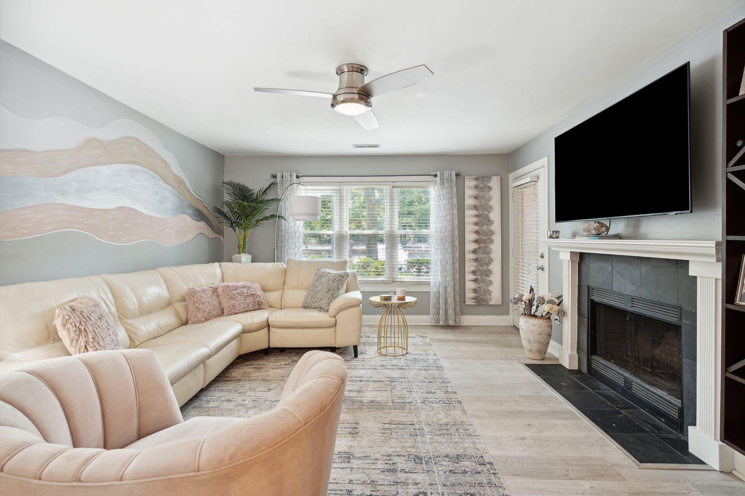 2011 North Highway 17, Unit 2300A Mount Pleasant, SC 29466 - Photo 6 of 31 2011NHighway17Unit2300A-KeenEyeMarketing