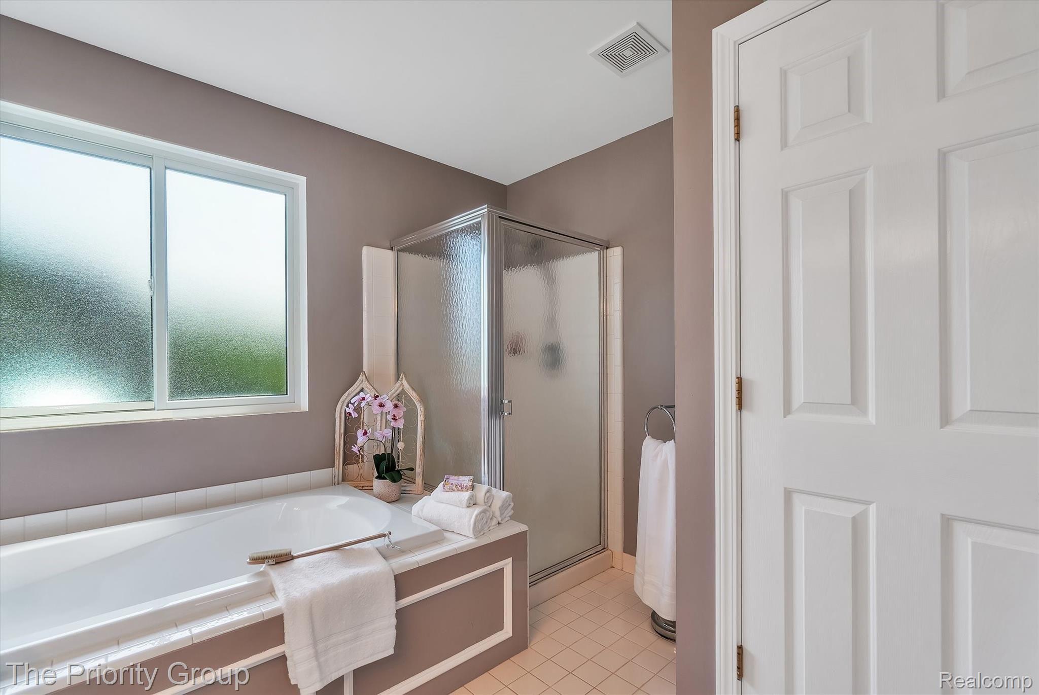 10326 Durham Road Clarkston, MI 48348 - Photo 26 of 48 31-10326-Durham-Rd-Windowstill-Real-Estate-Photography-31.jpg