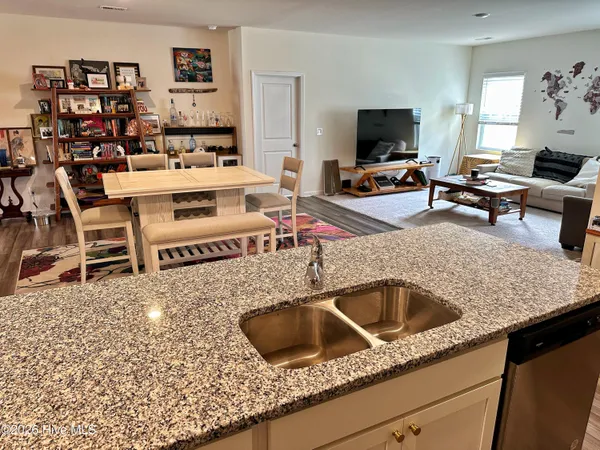 $2,300 | 1002 Rodanthe Drive, New Bern, NC 28562