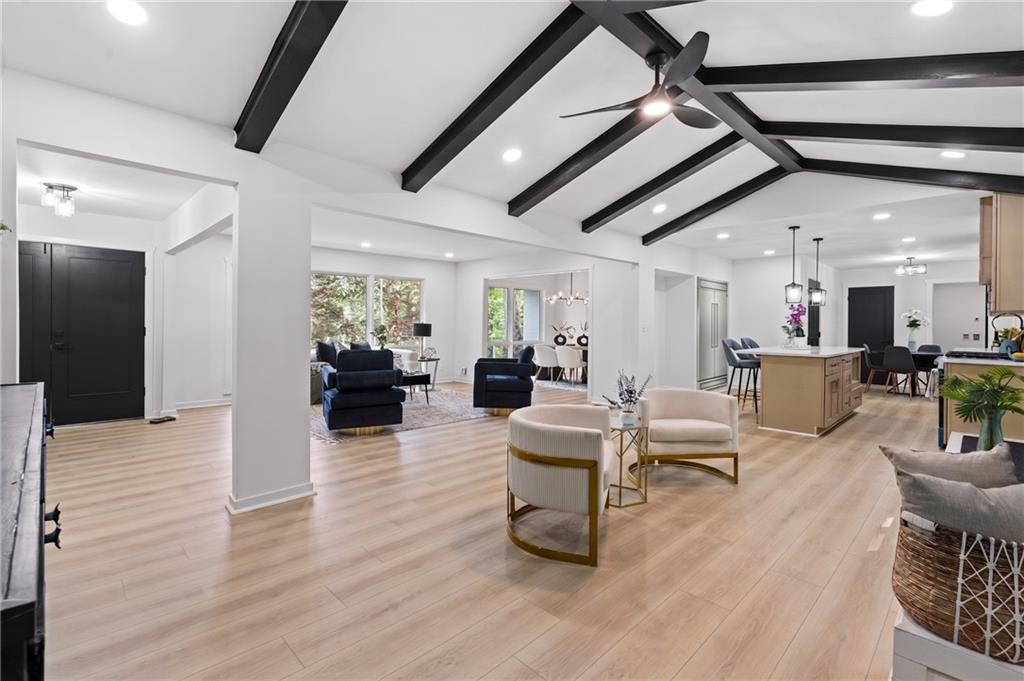 5253 Oxbow Road Stone Mountain, GA 30087 - Photo 13 of 103