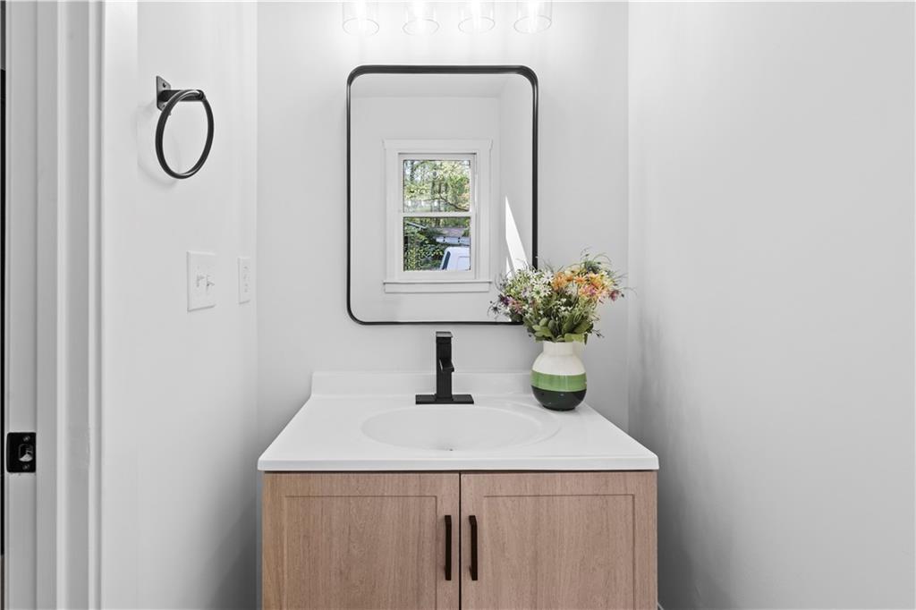 5253 Oxbow Road Stone Mountain, GA 30087 - Photo 49 of 103