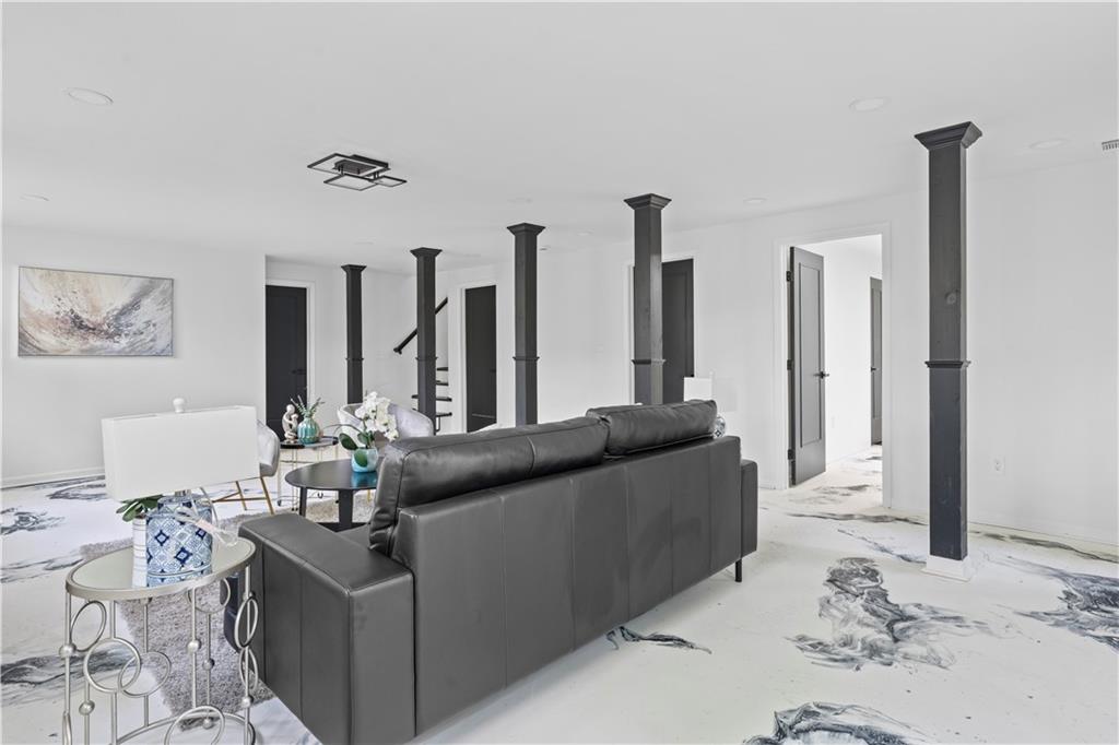 5253 Oxbow Road Stone Mountain, GA 30087 - Photo 60 of 103