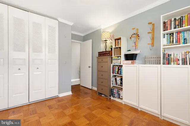 $350,000 | 10607 Montrose Avenue, Unit M202, Bethesda, MD 20814