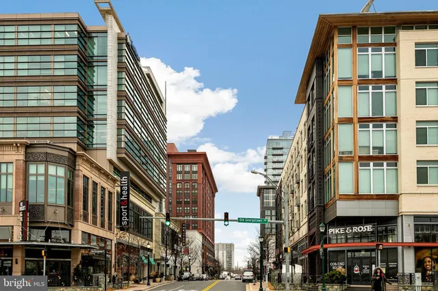 $350,000 | 10607 Montrose Avenue, Unit M202, Bethesda, MD 20814