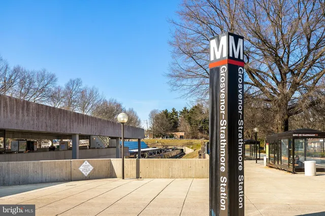 $350,000 | 10607 Montrose Avenue, Unit M202, Bethesda, MD 20814