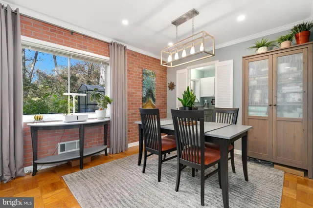 $350,000 | 10607 Montrose Avenue, Unit M202, Bethesda, MD 20814