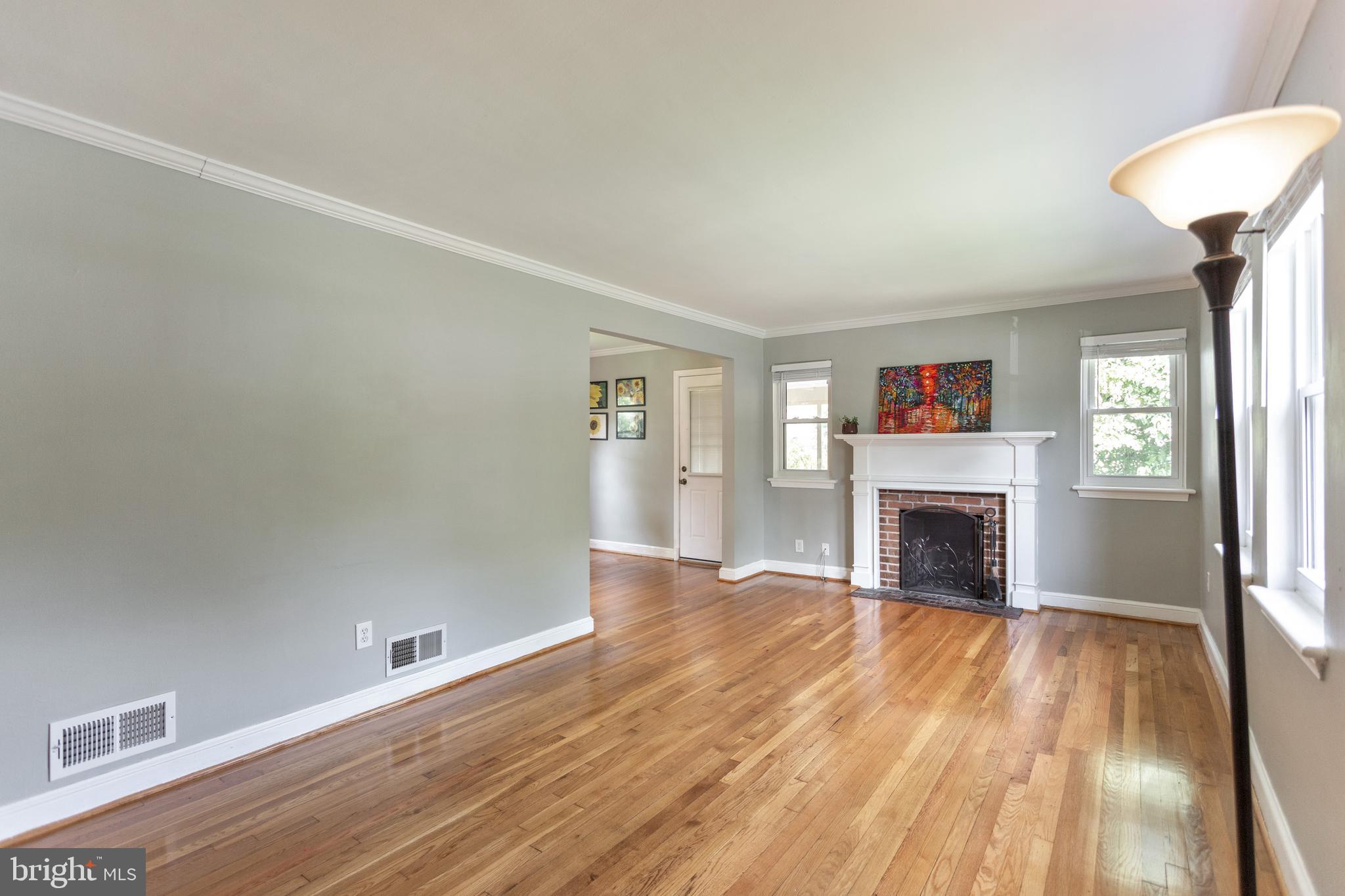 311 Marvin Road Silver Spring, MD 20901 - Photo 6 of 37