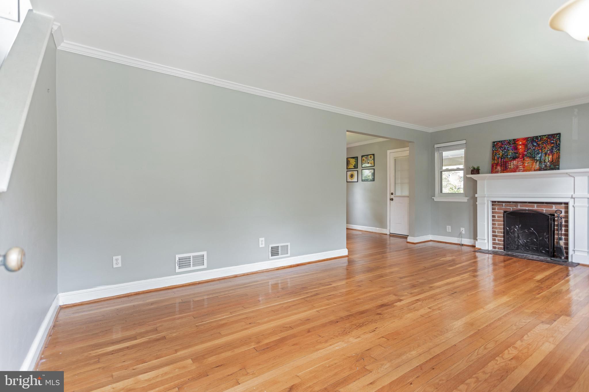 311 Marvin Road Silver Spring, MD 20901 - Photo 9 of 37