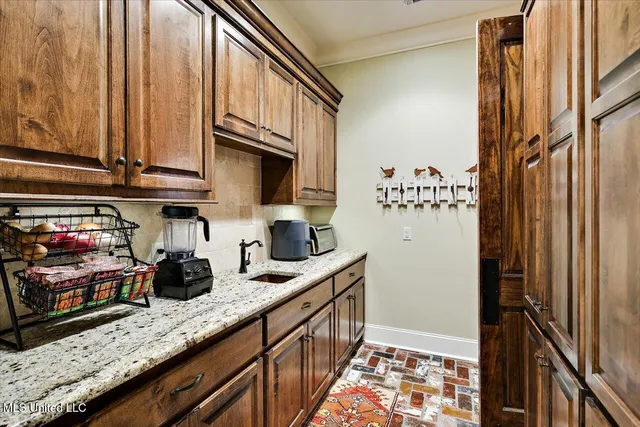 $975,500 | 204 St Charlotte Cove, Madison, MS 39110