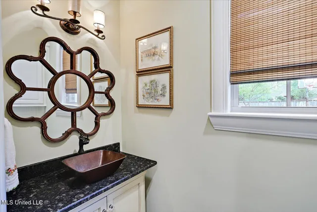 $975,500 | 204 St Charlotte Cove, Madison, MS 39110