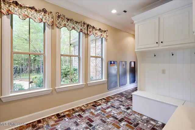 $975,500 | 204 St Charlotte Cove, Madison, MS 39110