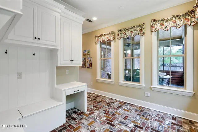 $975,500 | 204 St Charlotte Cove, Madison, MS 39110