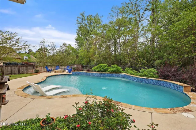 $975,500 | 204 St Charlotte Cove, Madison, MS 39110