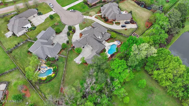$975,500 | 204 St Charlotte Cove, Madison, MS 39110