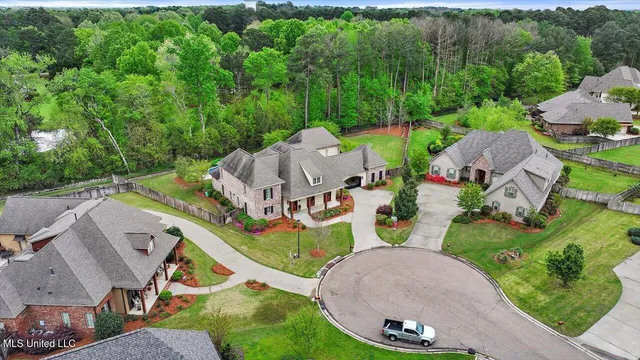 $975,500 | 204 St Charlotte Cove, Madison, MS 39110