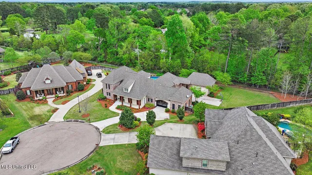 $975,500 | 204 St Charlotte Cove, Madison, MS 39110