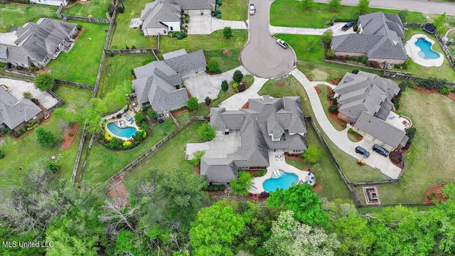 $975,500 | 204 St Charlotte Cove, Madison, MS 39110