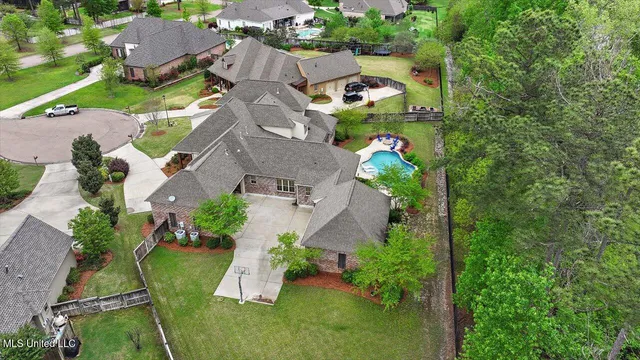 $975,500 | 204 St Charlotte Cove, Madison, MS 39110