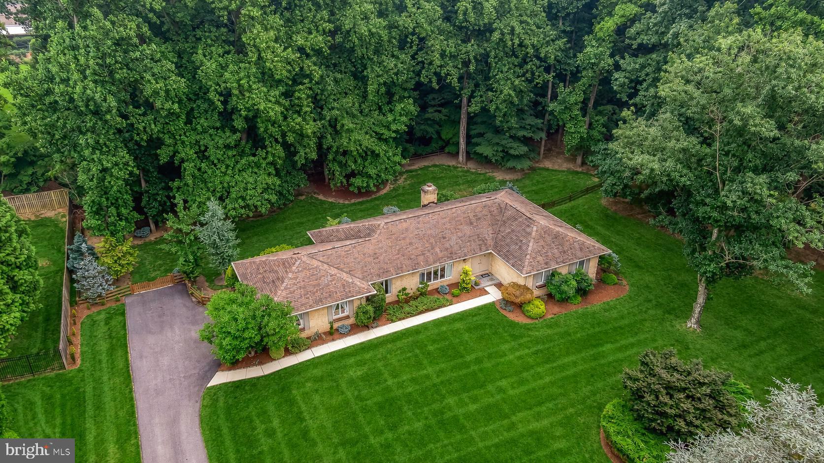 1421 Autumn Leaf Road Towson, MD 21286 - Photo 2 of 75 Private property on cul-de-sac street