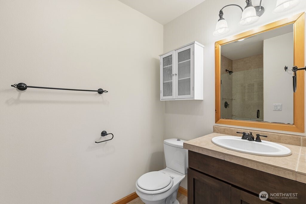 806 North 49th Street Seattle, WA 98103 - Photo 23 of 28