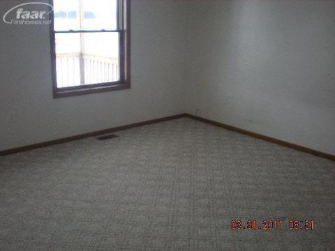 11508 Easton Road New Lothrop, MI 48460 - Photo 6 of 6 20208759-5.JPG