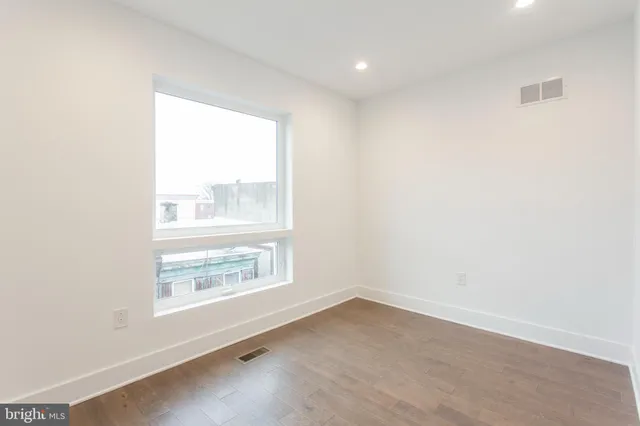 $3,100 | 542 Pierce Street, Philadelphia, PA 19148