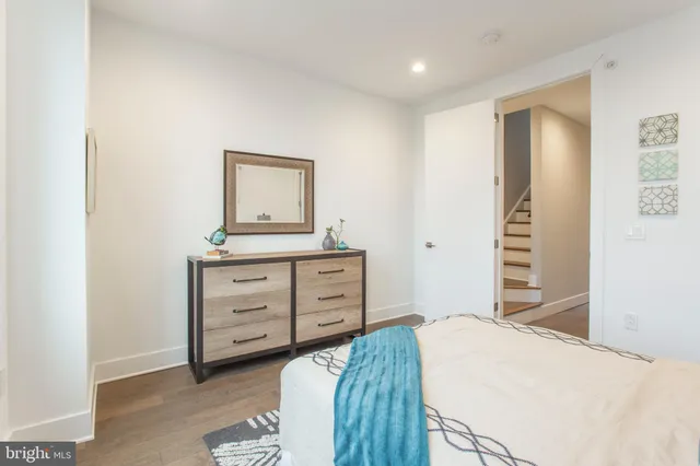 $3,100 | 542 Pierce Street, Philadelphia, PA 19148