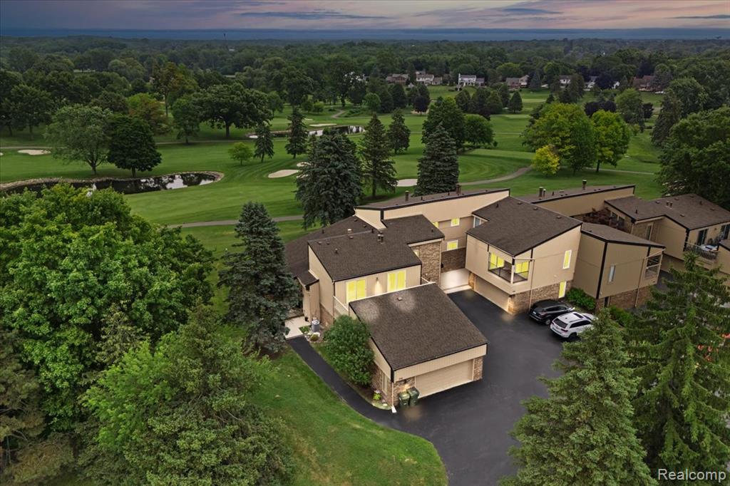 996 Golfview Court Rochester Hills, MI 48307 - Photo 46 of 46
