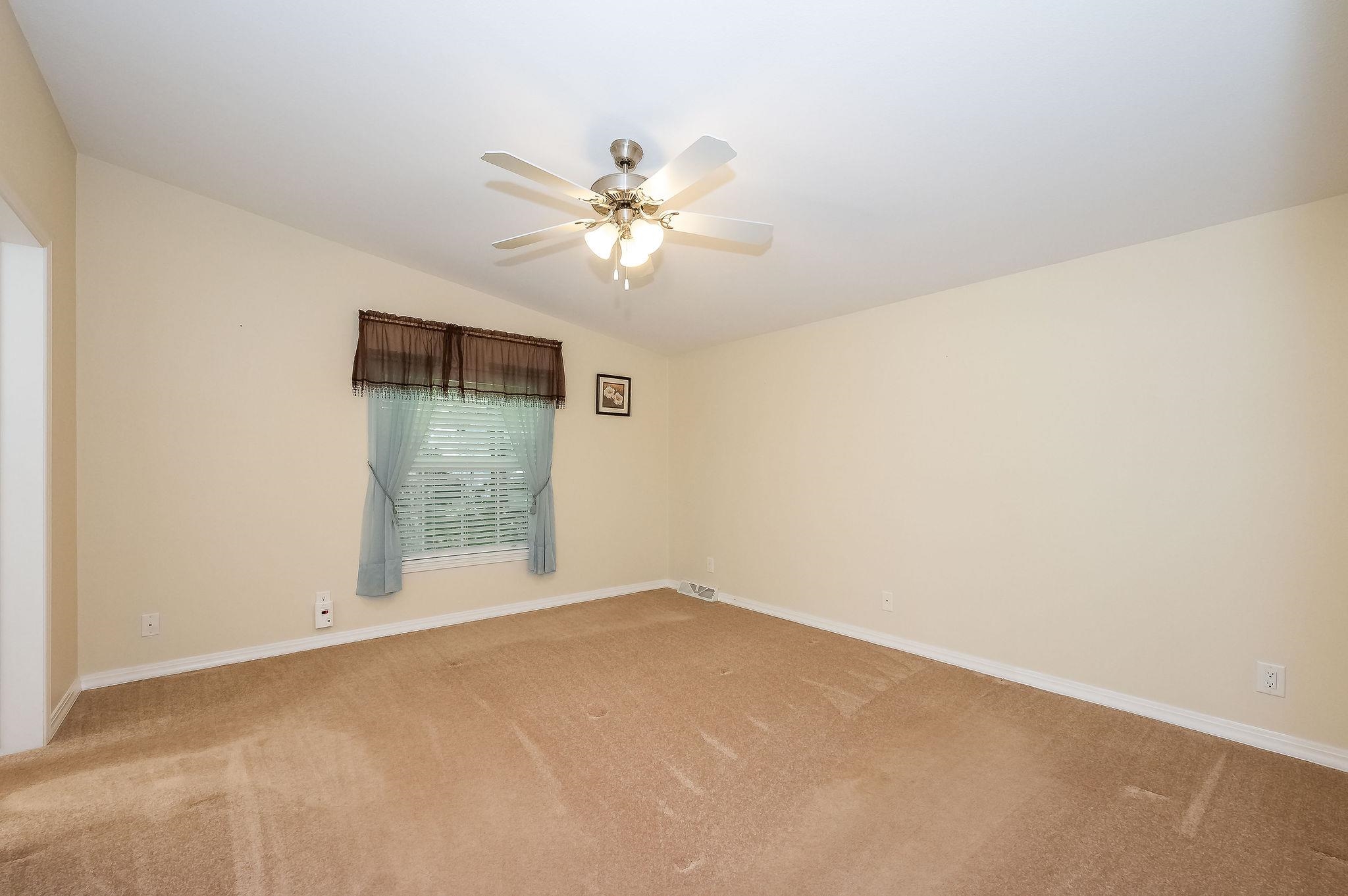 5 Cinder Lane Rochester, NH 03868 - Photo 18 of 36