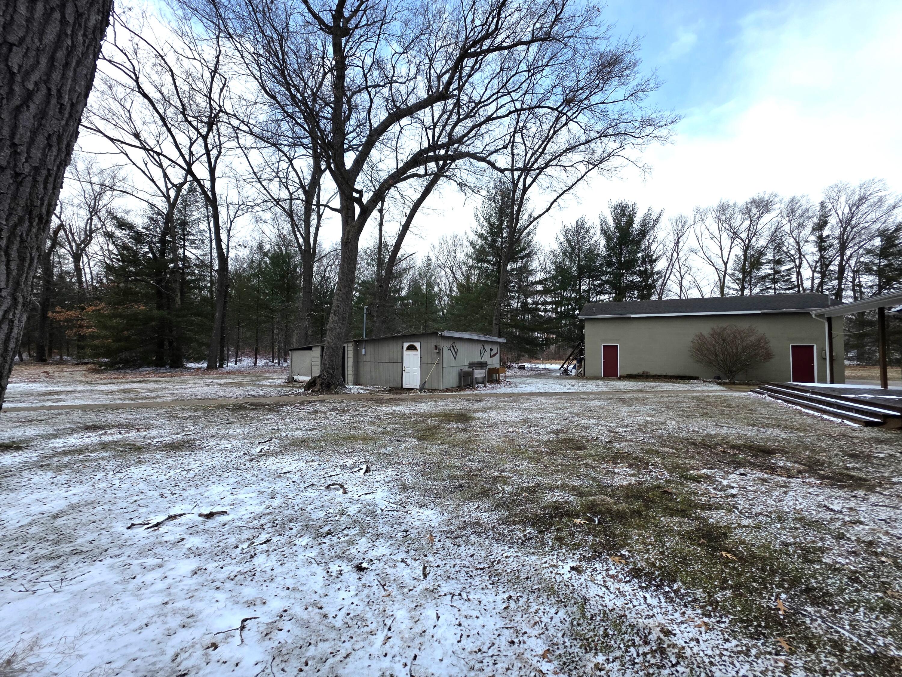 673 South Wolf Lake Road Muskegon, MI 49442 - Photo 12 of 46 20260316_161741
